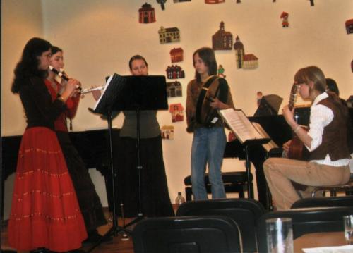 Žákovský koncert 
Dobřany 2007